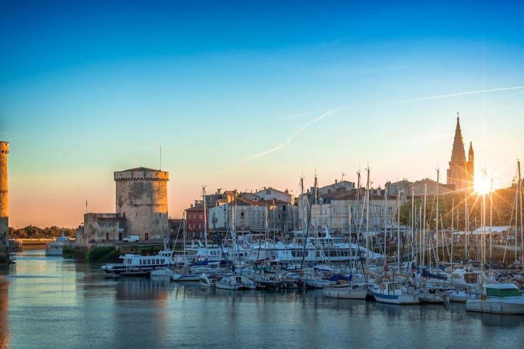 Ferienwohnung Plein Charme Aux Minimes Terrasse Calme + Parking La Rochelle  Exterior foto
