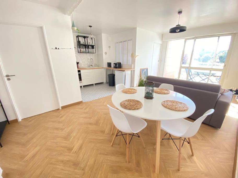 Ferienwohnung Plein Charme Aux Minimes Terrasse Calme + Parking La Rochelle  Exterior foto