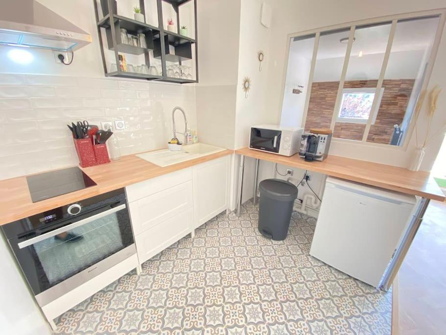 Ferienwohnung Plein Charme Aux Minimes Terrasse Calme + Parking La Rochelle  Exterior foto